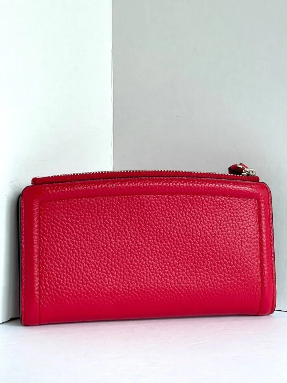 Kate Spade Knott Zip Slim Wallet Red Leather Card Holder Billfold